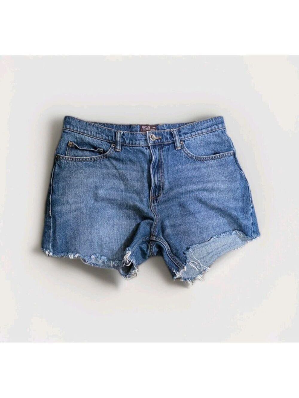 Pintlar 100% Cotton Medium Denim Cut Off Shorts Size 32x4 Summer Shorts Women's